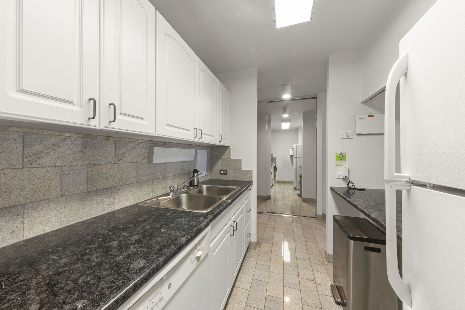 535 N Michigan Avenue Unit: 1506