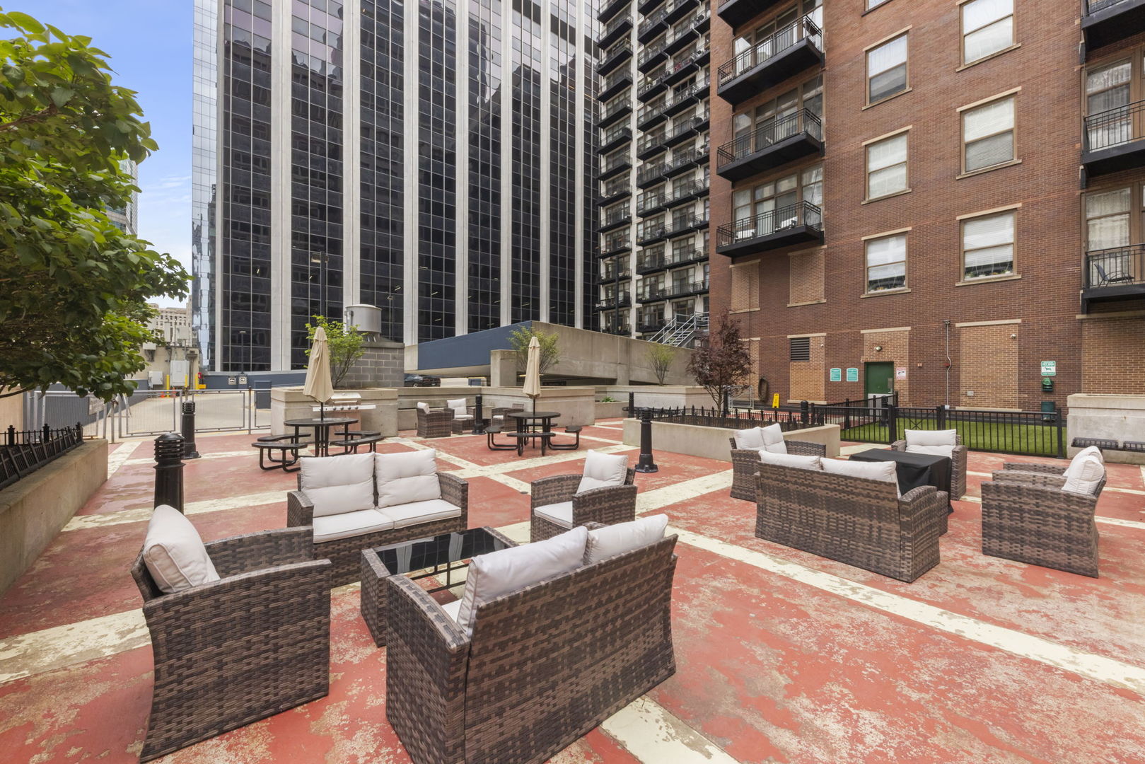 212 W Washington Avenue Unit: 1508