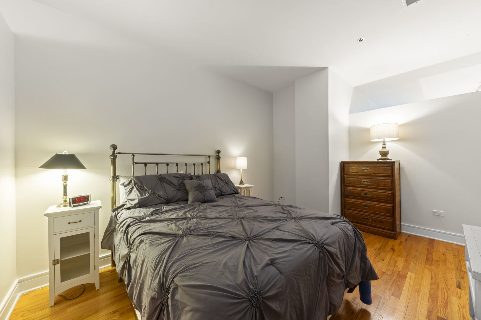 212 W Washington Avenue Unit: 1508