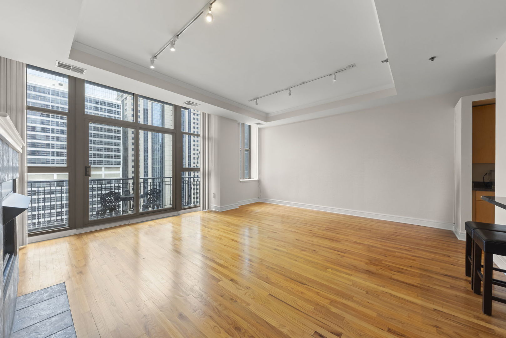 212 W Washington Avenue Unit: 1508