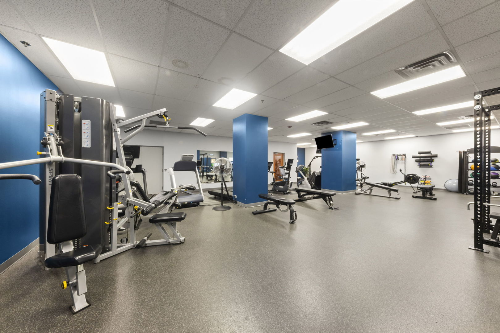 212 W Washington Avenue Unit: 1508