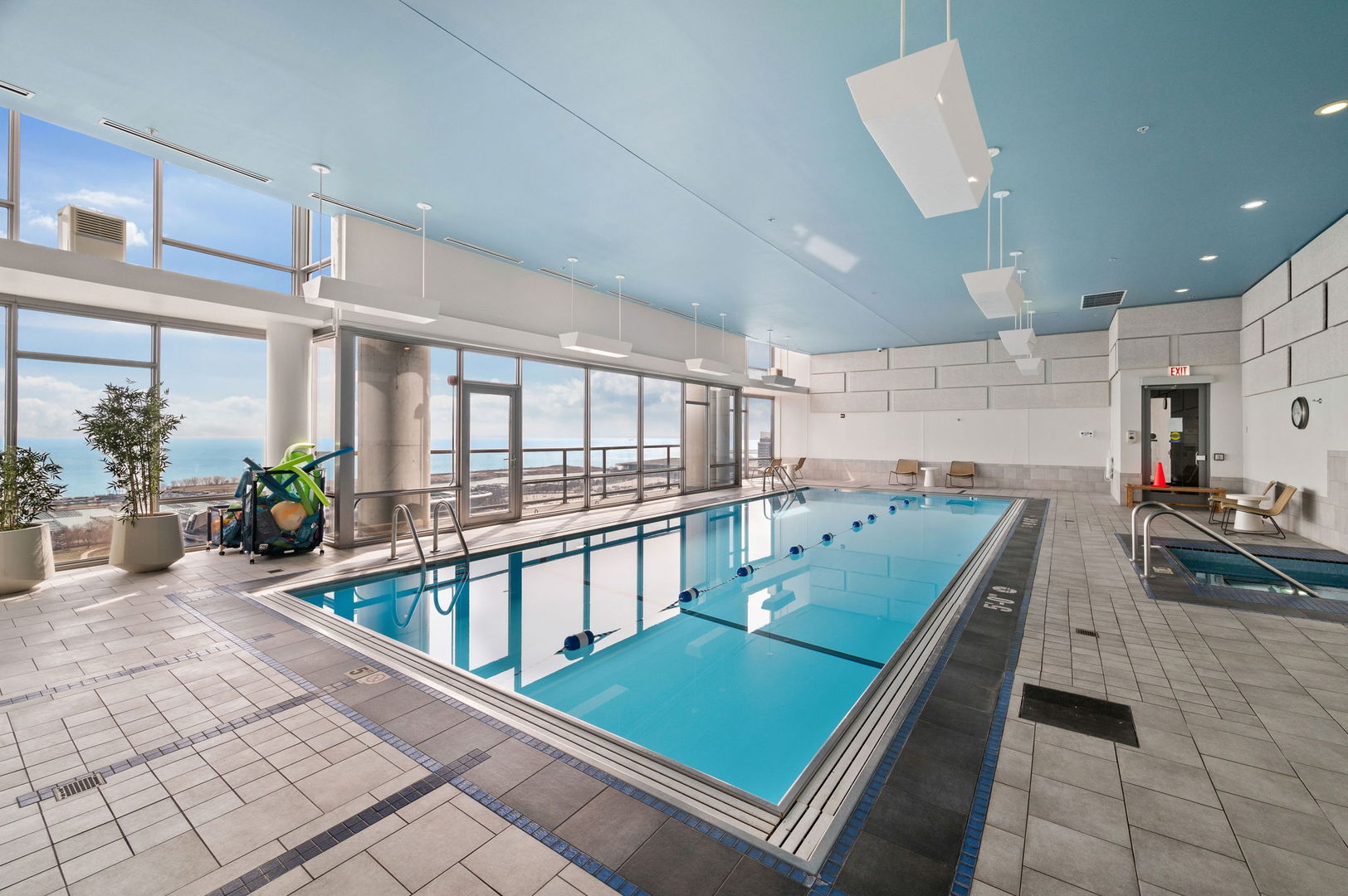 100 E 14TH Street Unit: 706
