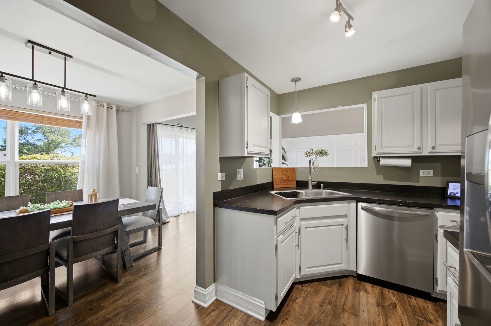 11139 RAVENGATE Court