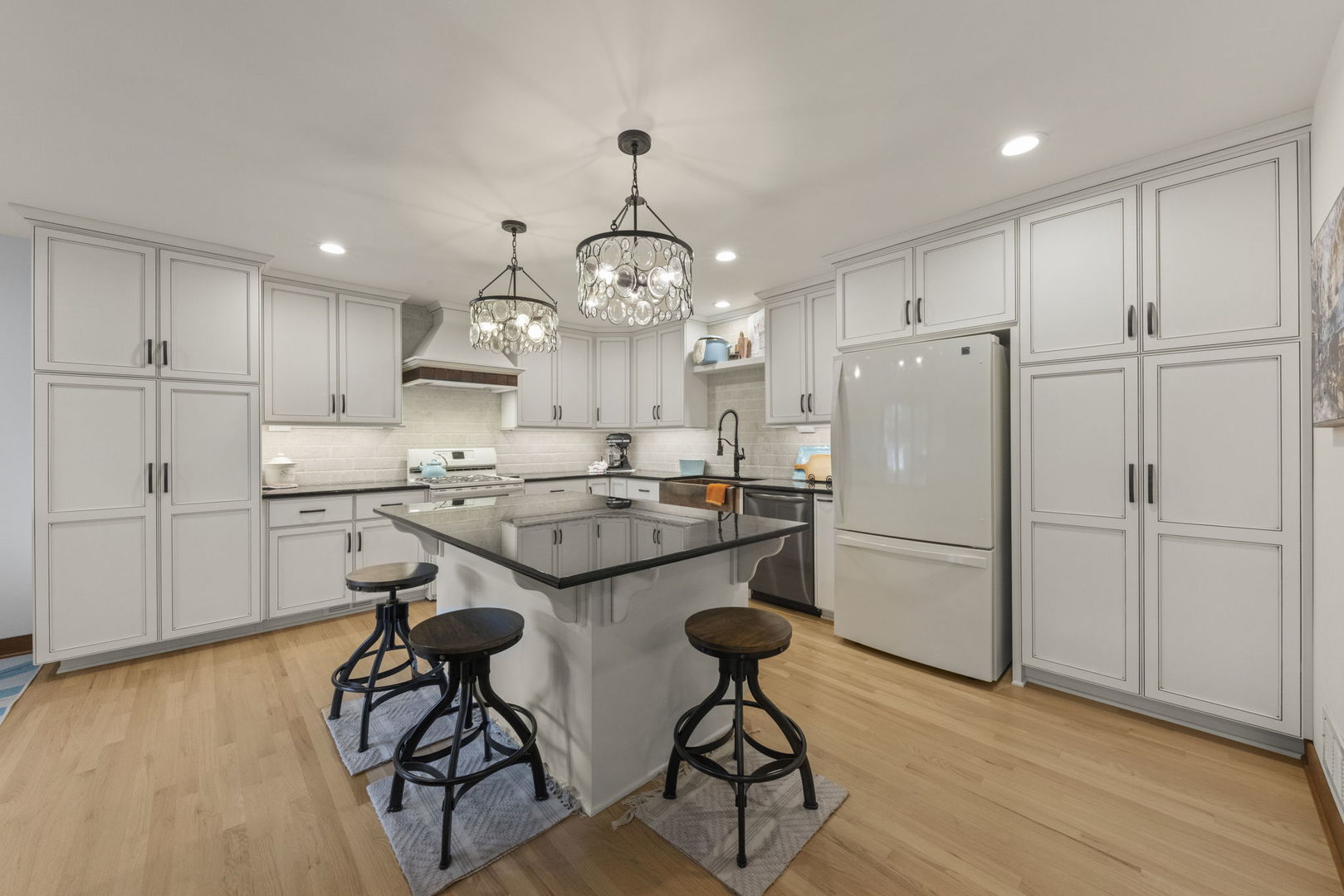 15423 Michaele Drive