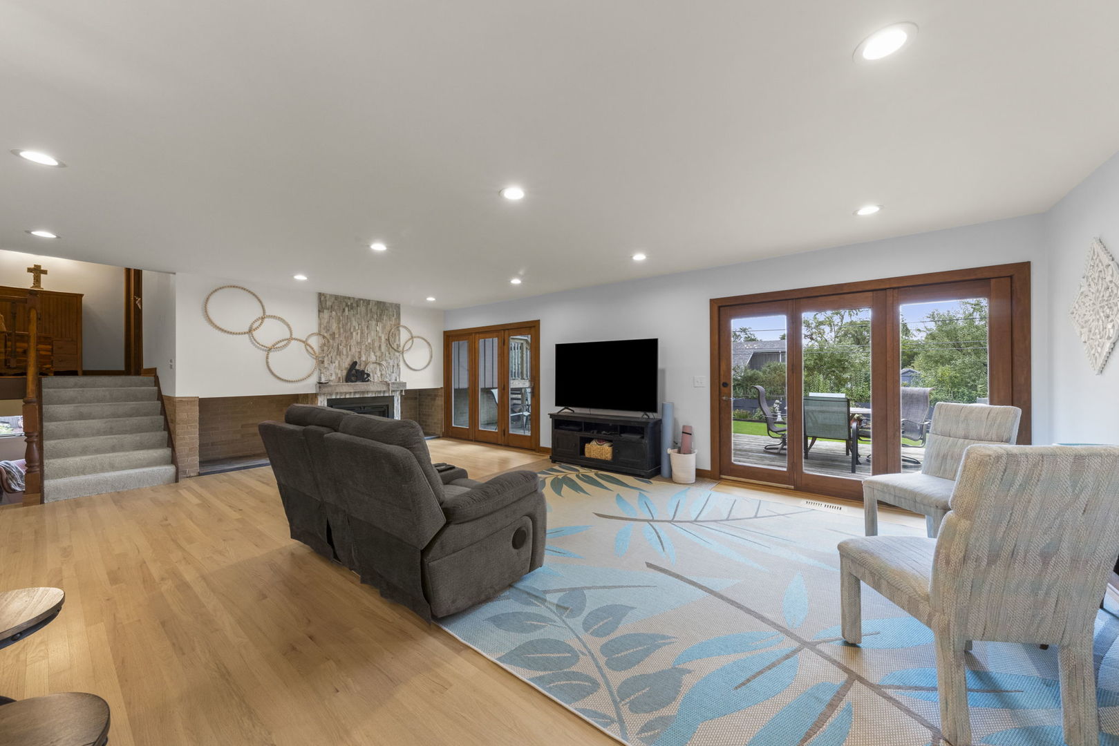 15423 Michaele Drive