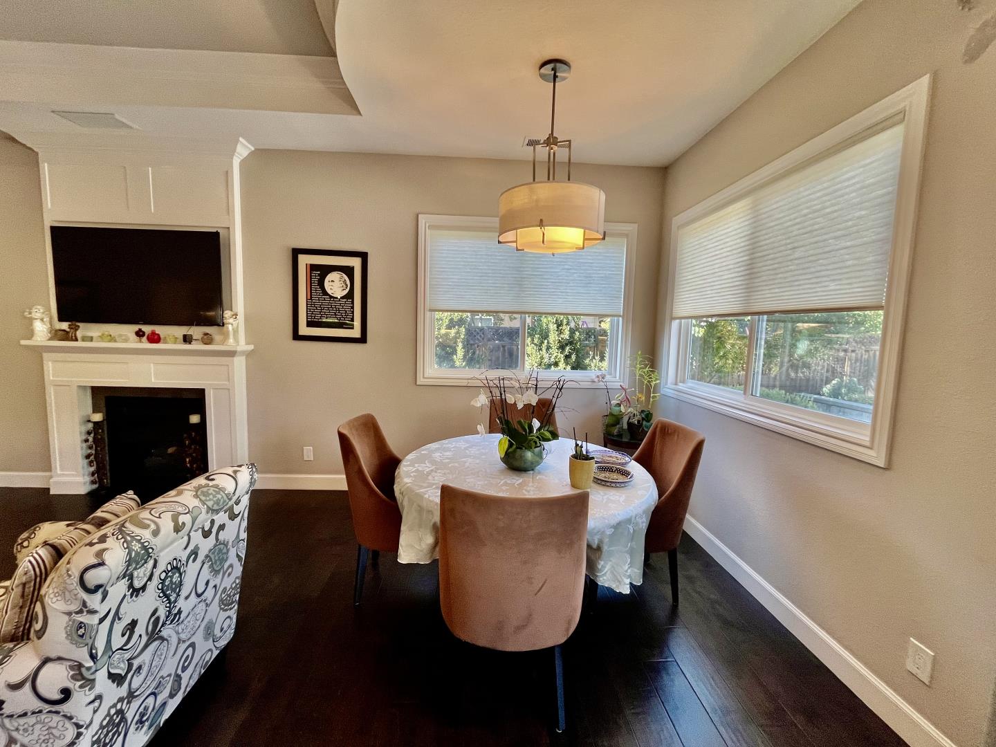 2713 Ramos CT