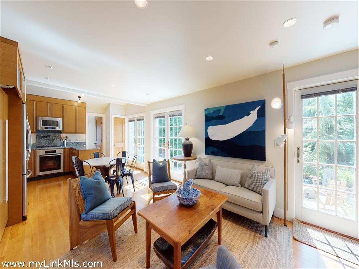 51B Pleasant Street