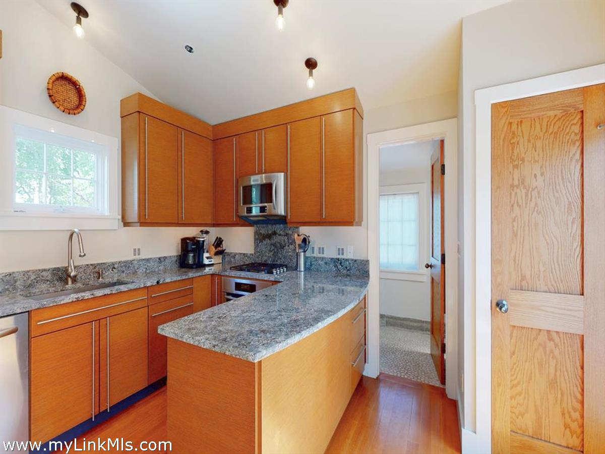 51B Pleasant Street