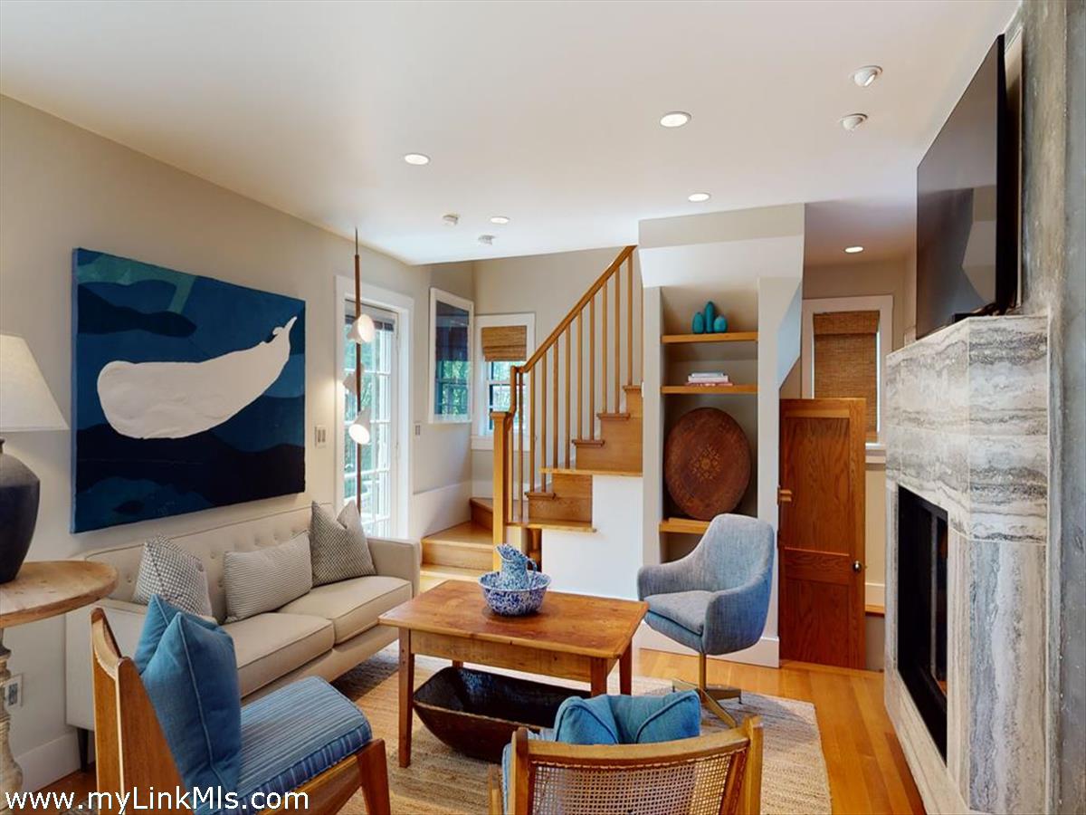 51B Pleasant Street