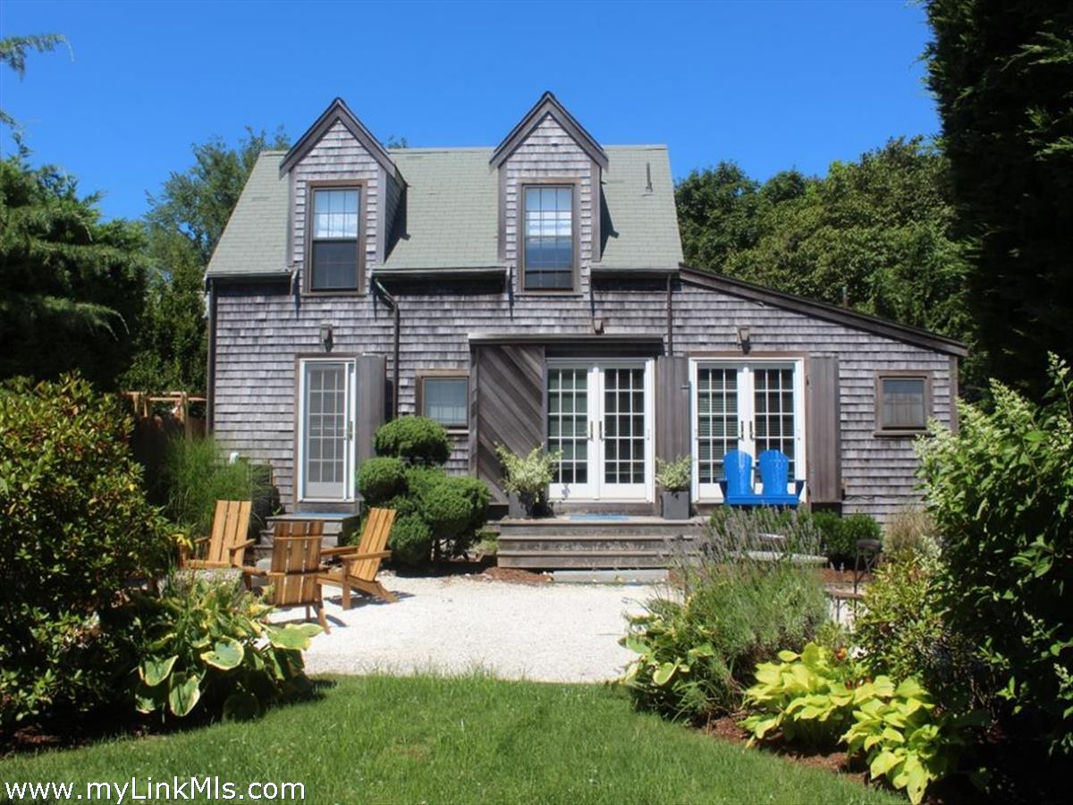 51B Pleasant Street