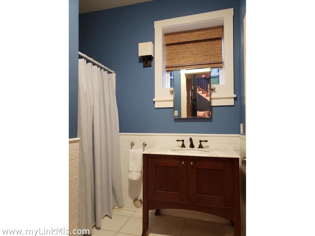 51B Pleasant Street