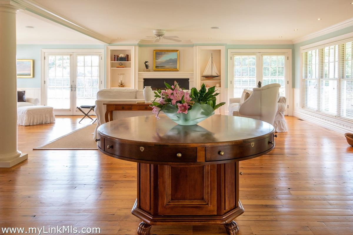 1 Shawkemo Hills Lane