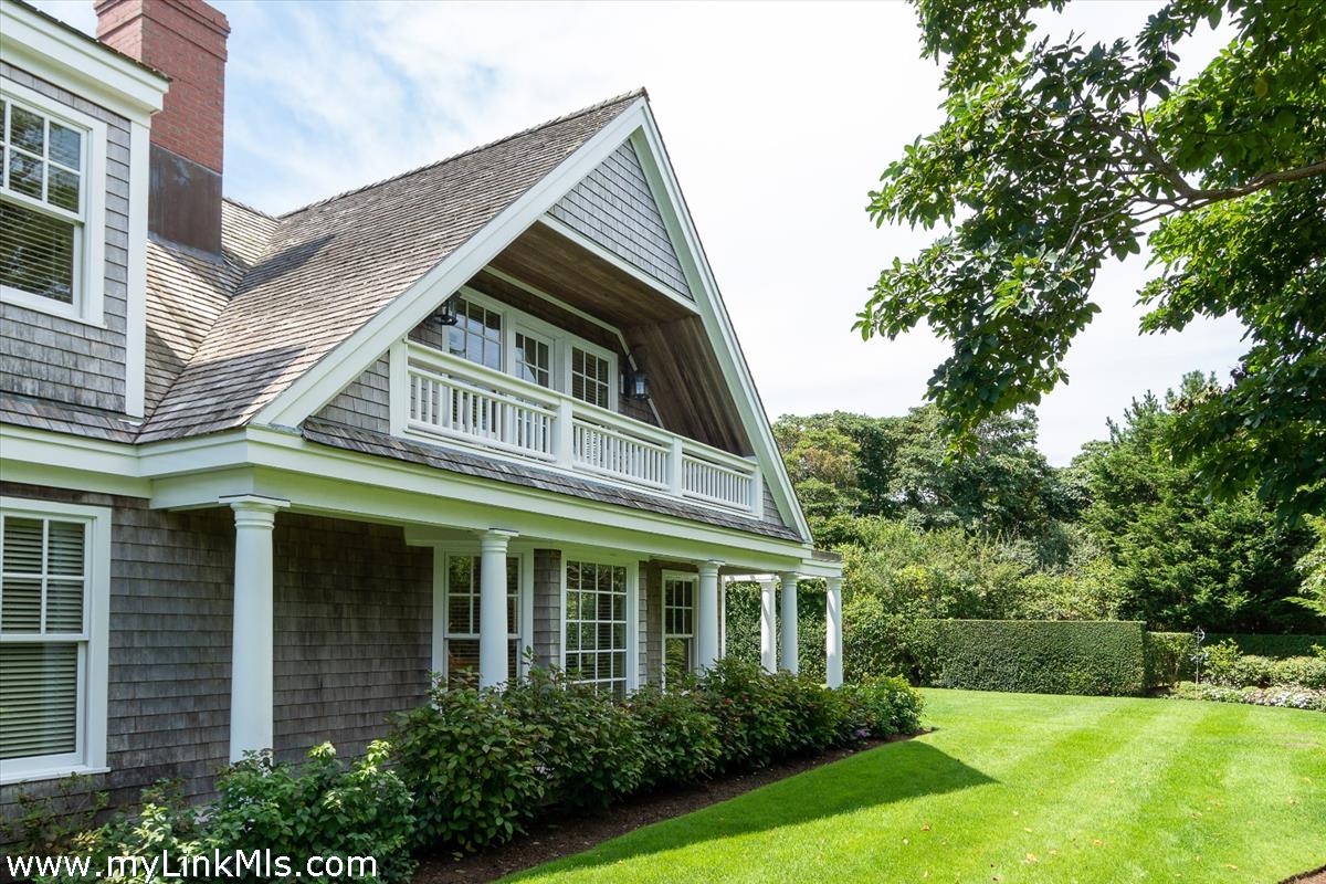 1 Shawkemo Hills Lane