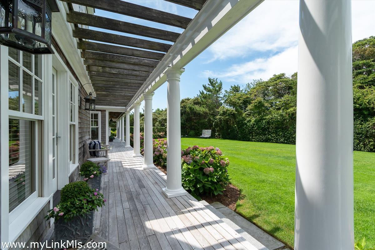 1 Shawkemo Hills Lane