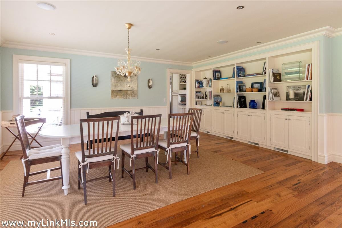 1 Shawkemo Hills Lane