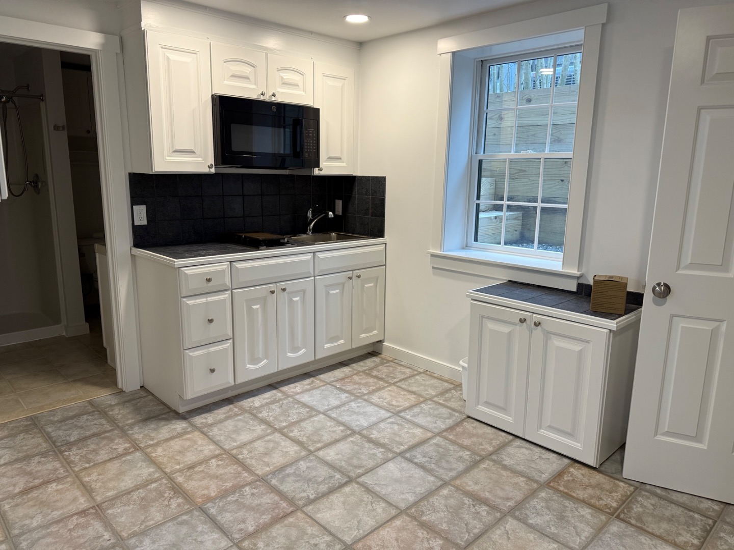 106 Old South Road Unit B Unit: Unit A Unit B