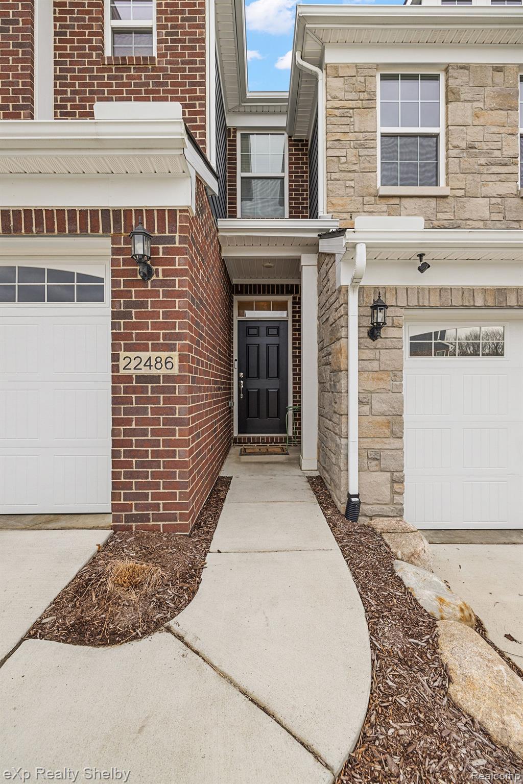 22486 Woodbridge Lane