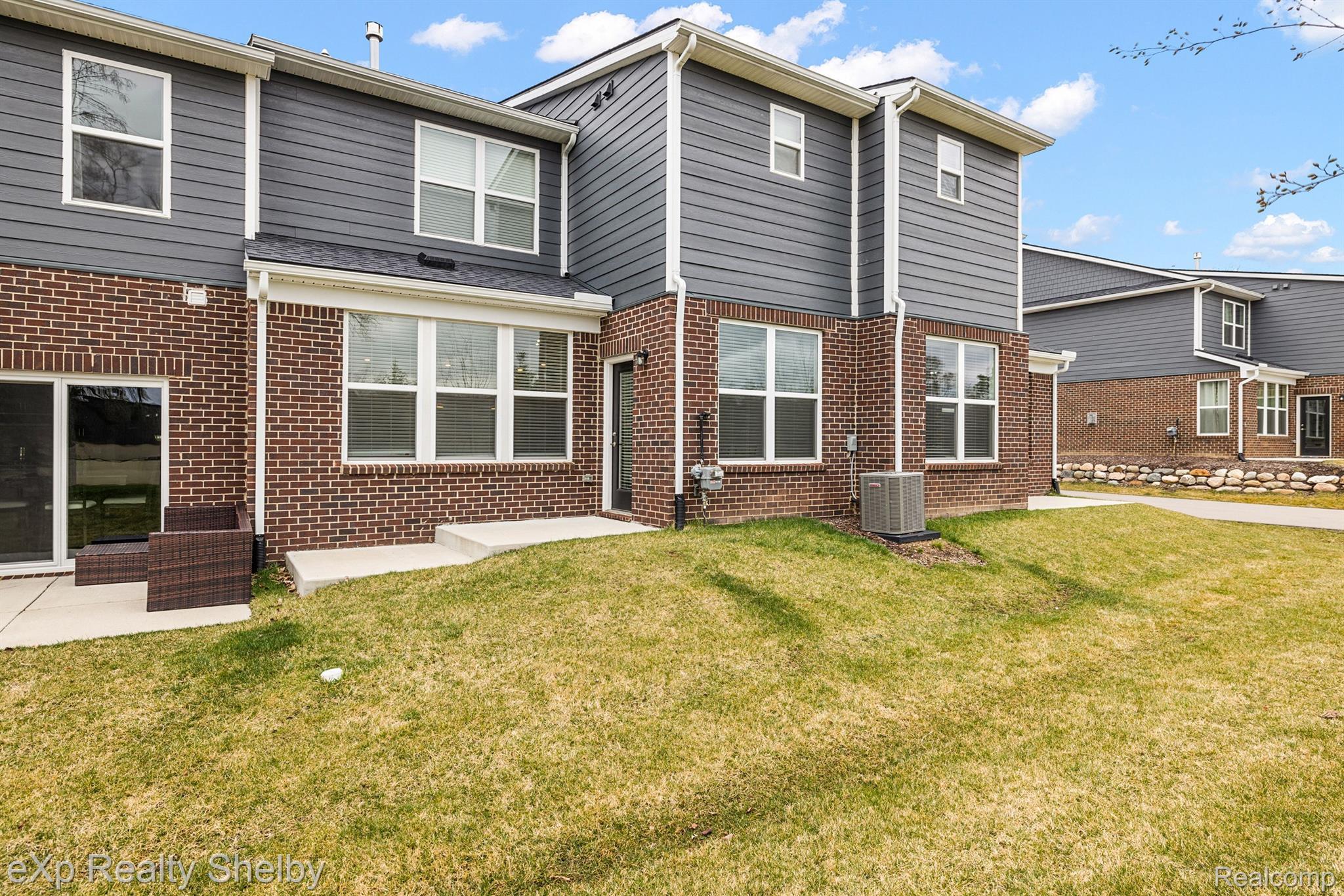 22486 Woodbridge Lane