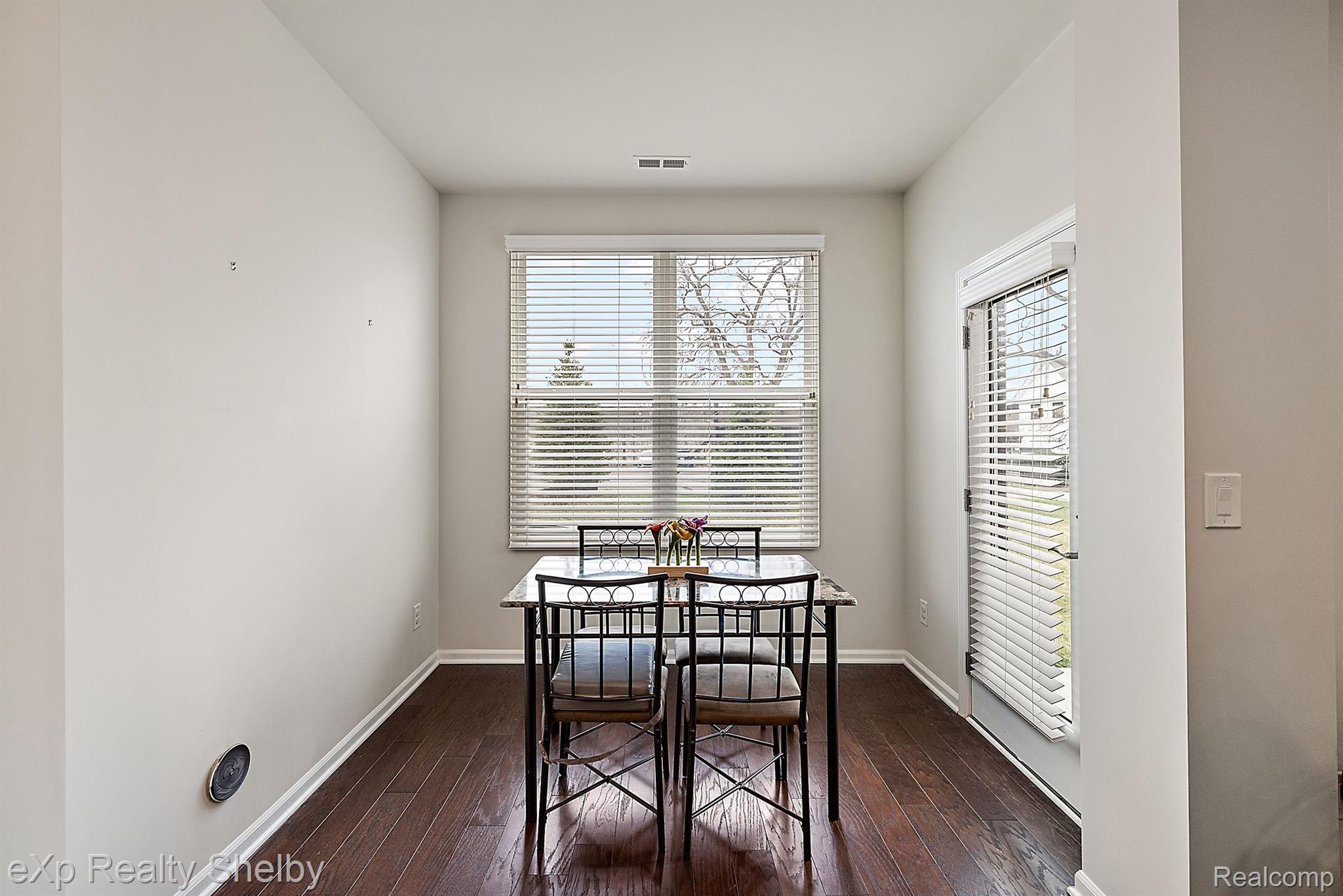 22486 Woodbridge Lane
