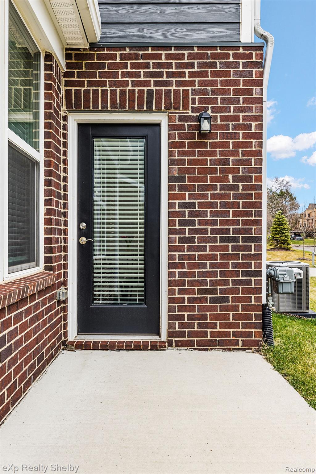 22486 Woodbridge Lane