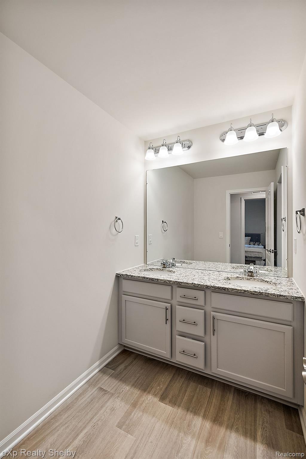 22486 Woodbridge Lane