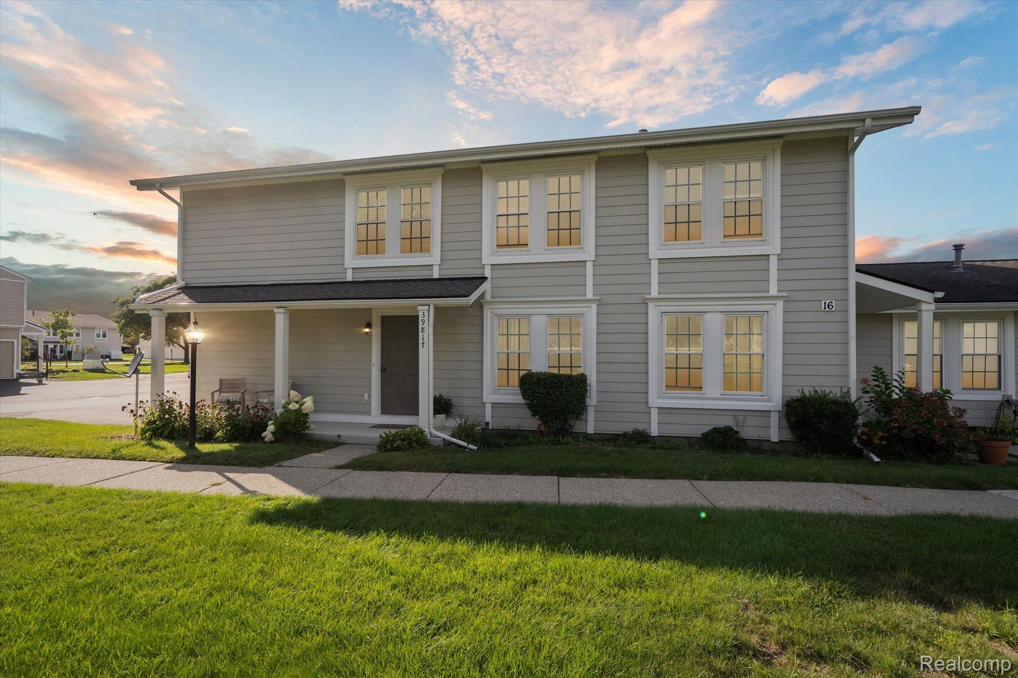 39817 VILLAGE WOOD Lane