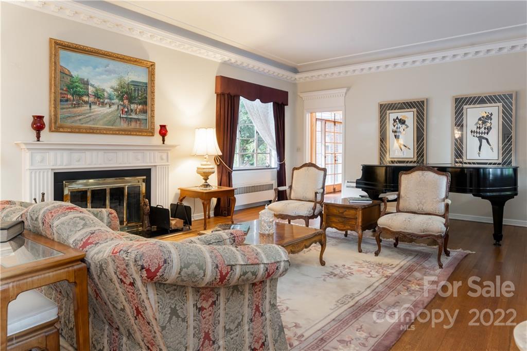 2781 Laurel Park Highway