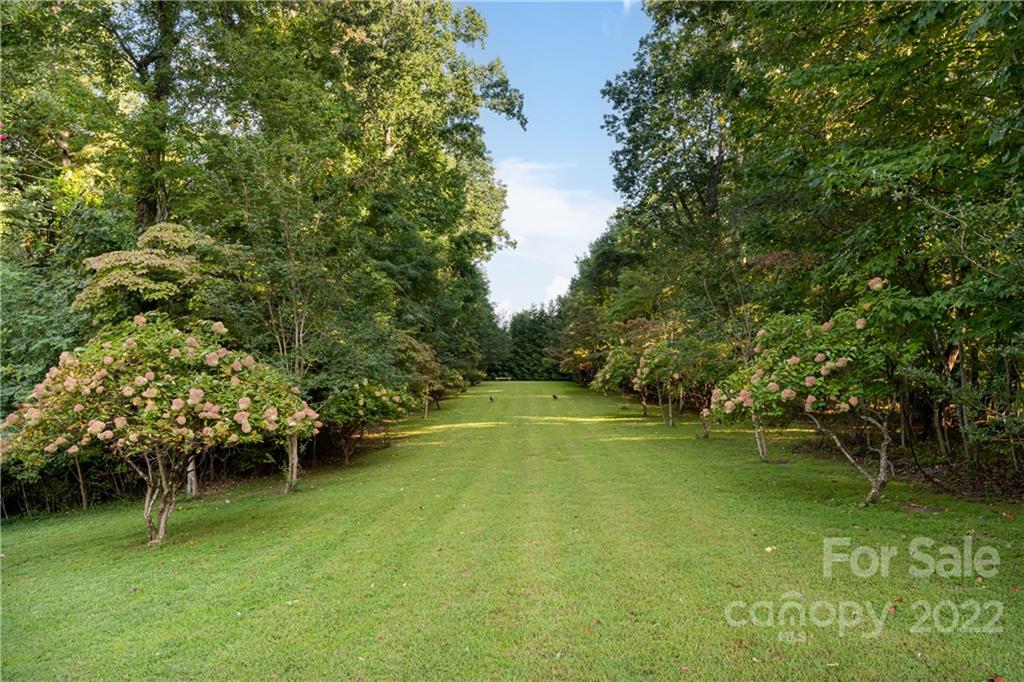 2781 Laurel Park Highway