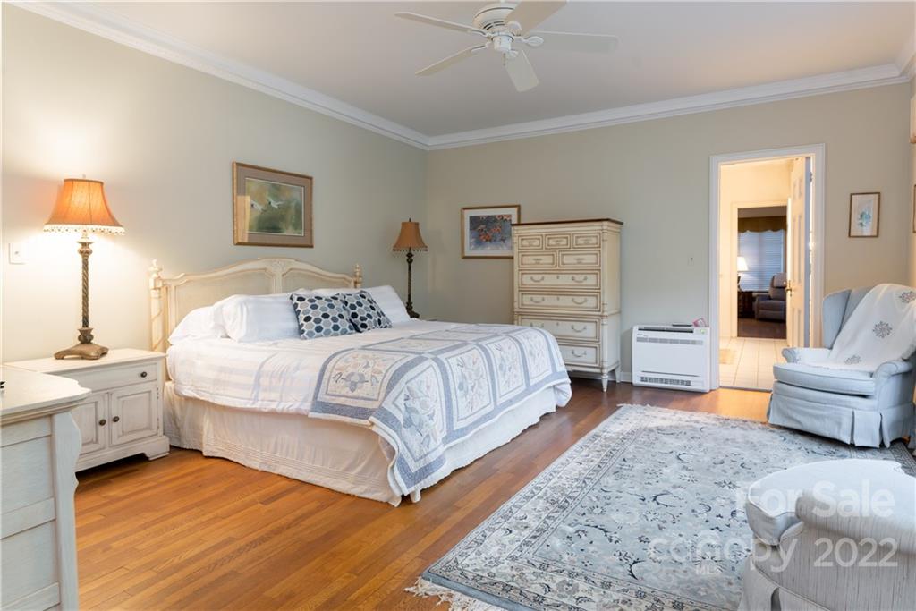 2781 Laurel Park Highway