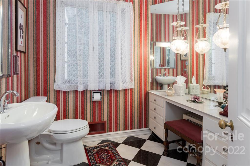 2781 Laurel Park Highway