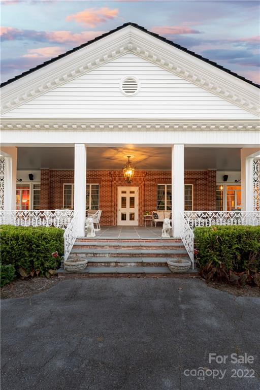 2781 Laurel Park Highway