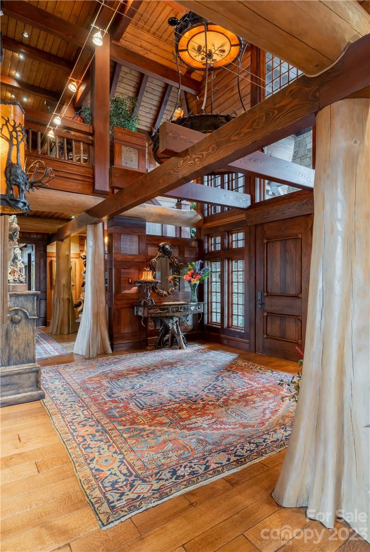 1907 Flattop Cliffs Drive