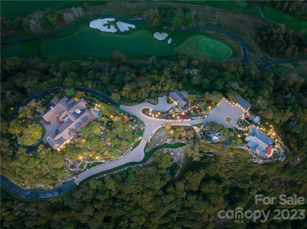 1907 Flattop Cliffs Drive