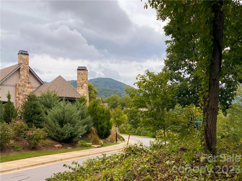 7 Magnolia View Trail