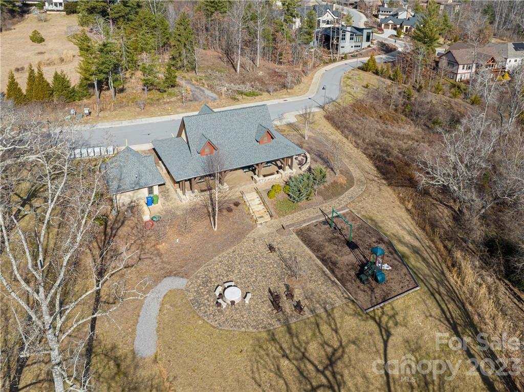 7 Magnolia View Trail