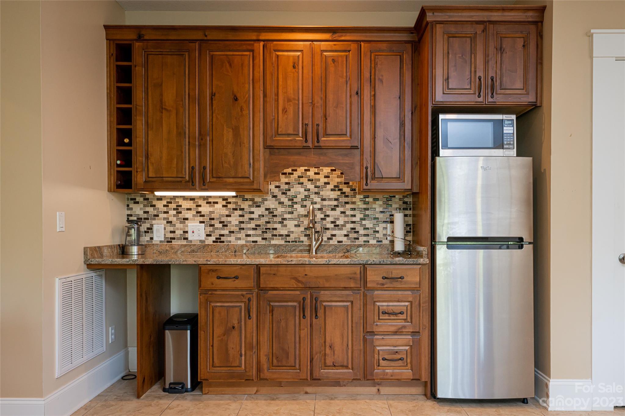 73 Orvis Stone Circle