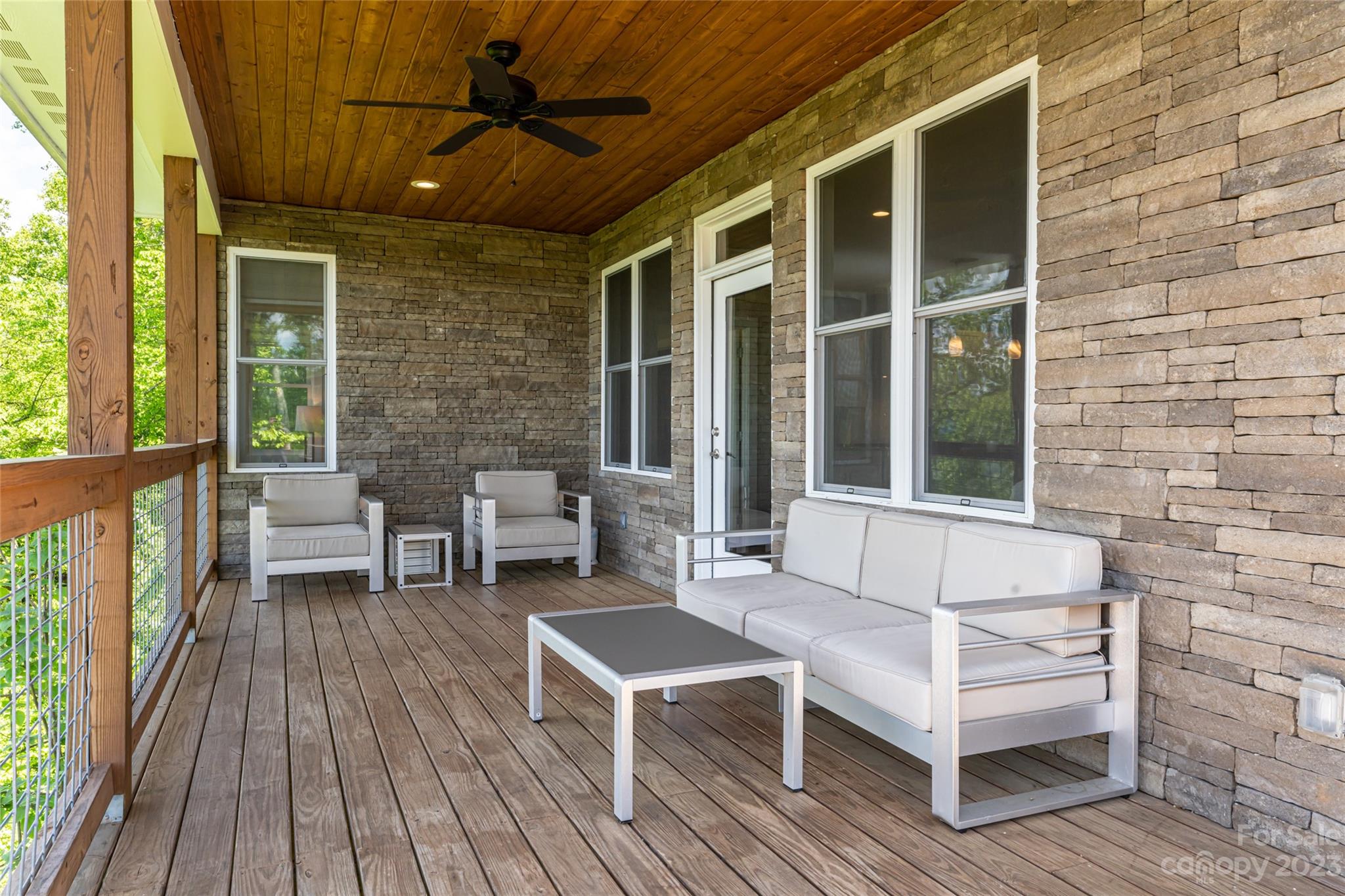 20 Tranquil Forest Way