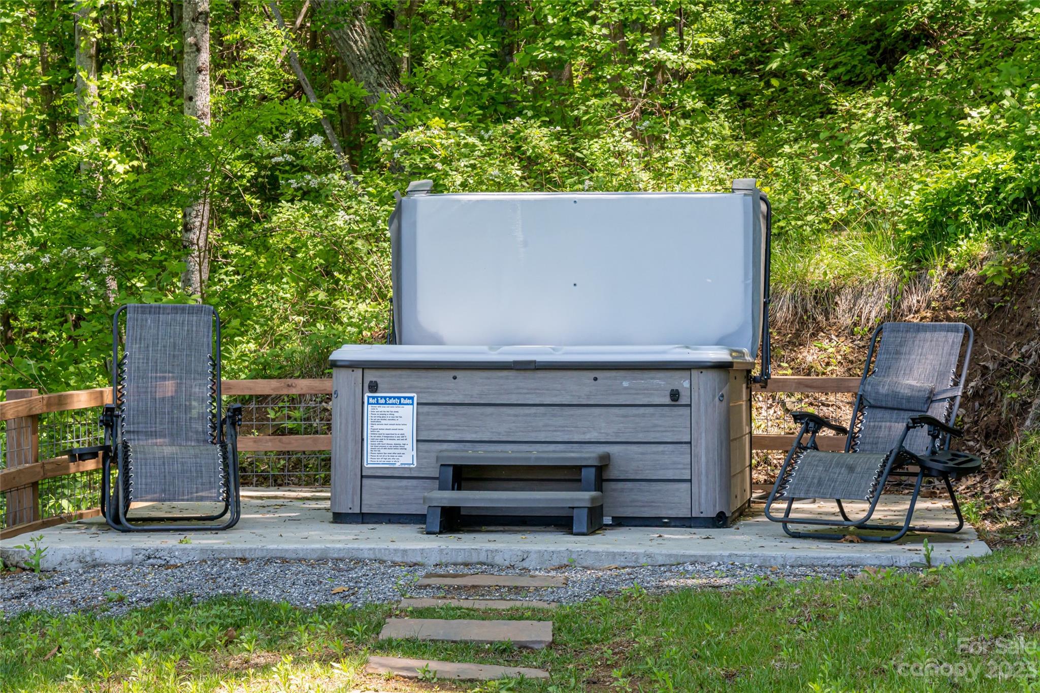 20 Tranquil Forest Way