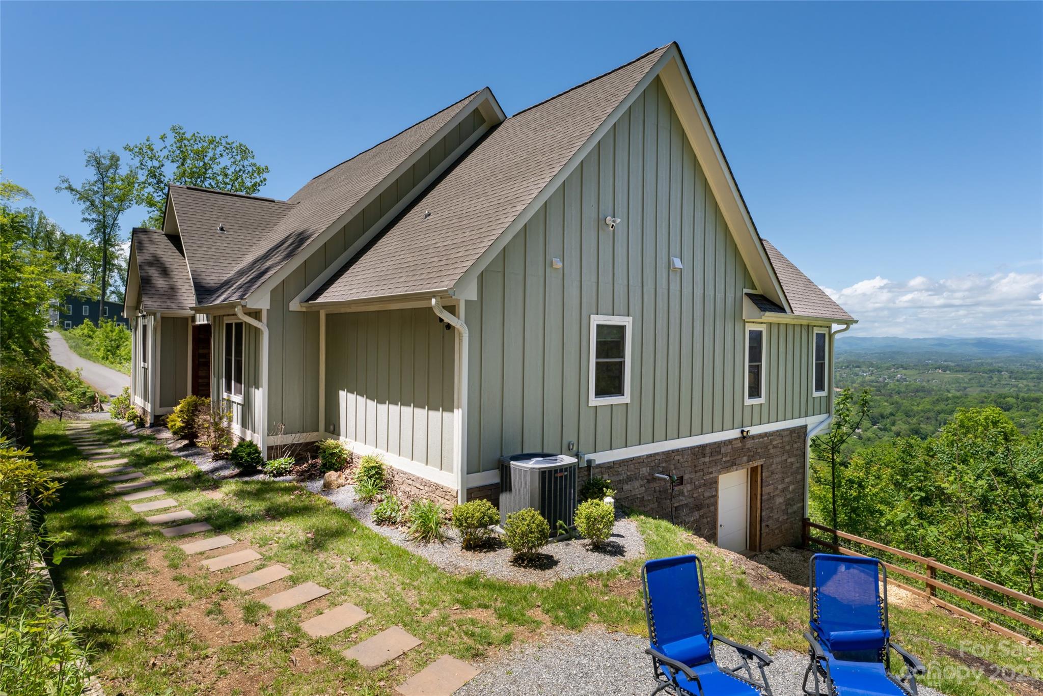 20 Tranquil Forest Way