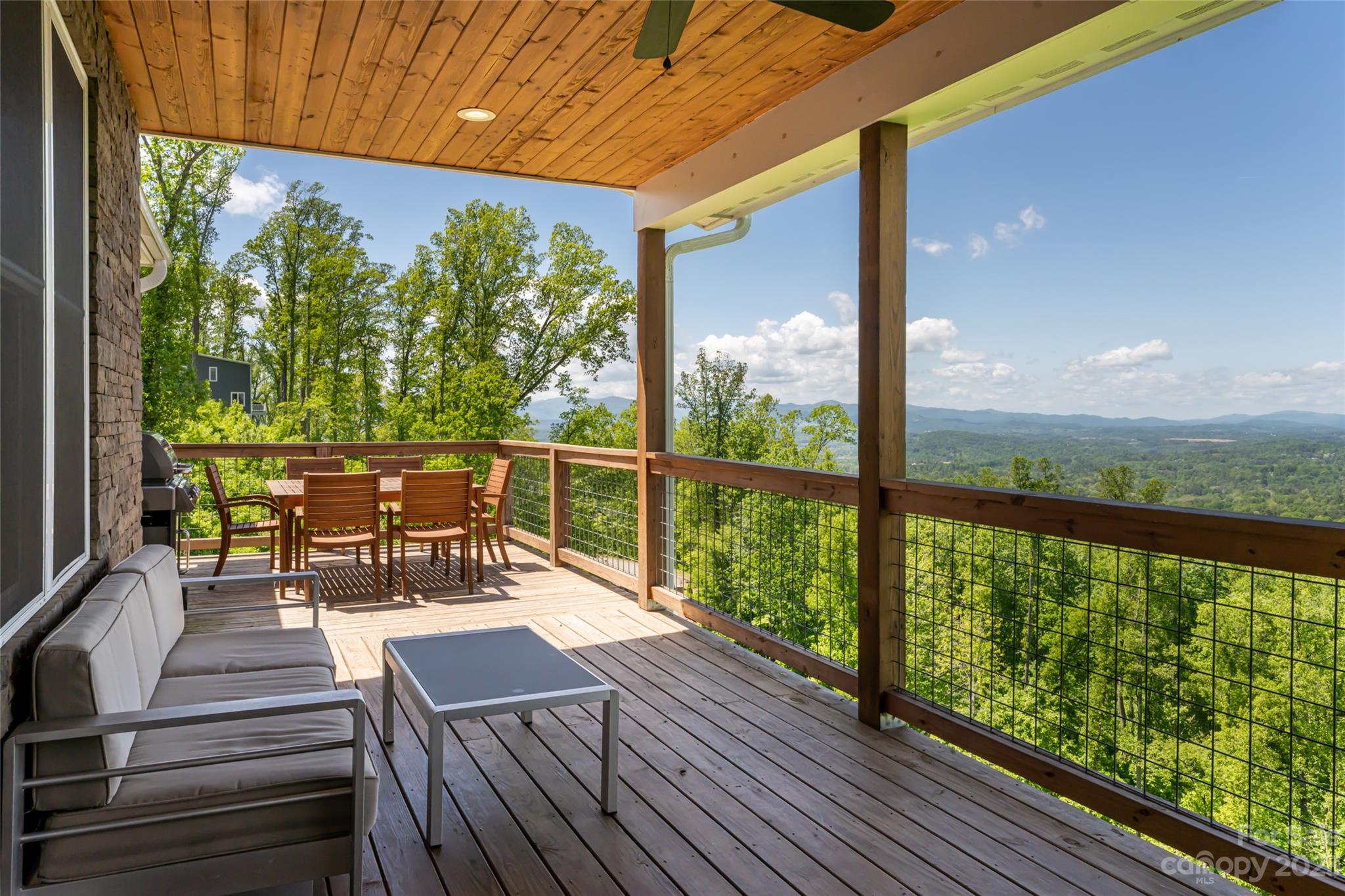 20 Tranquil Forest Way