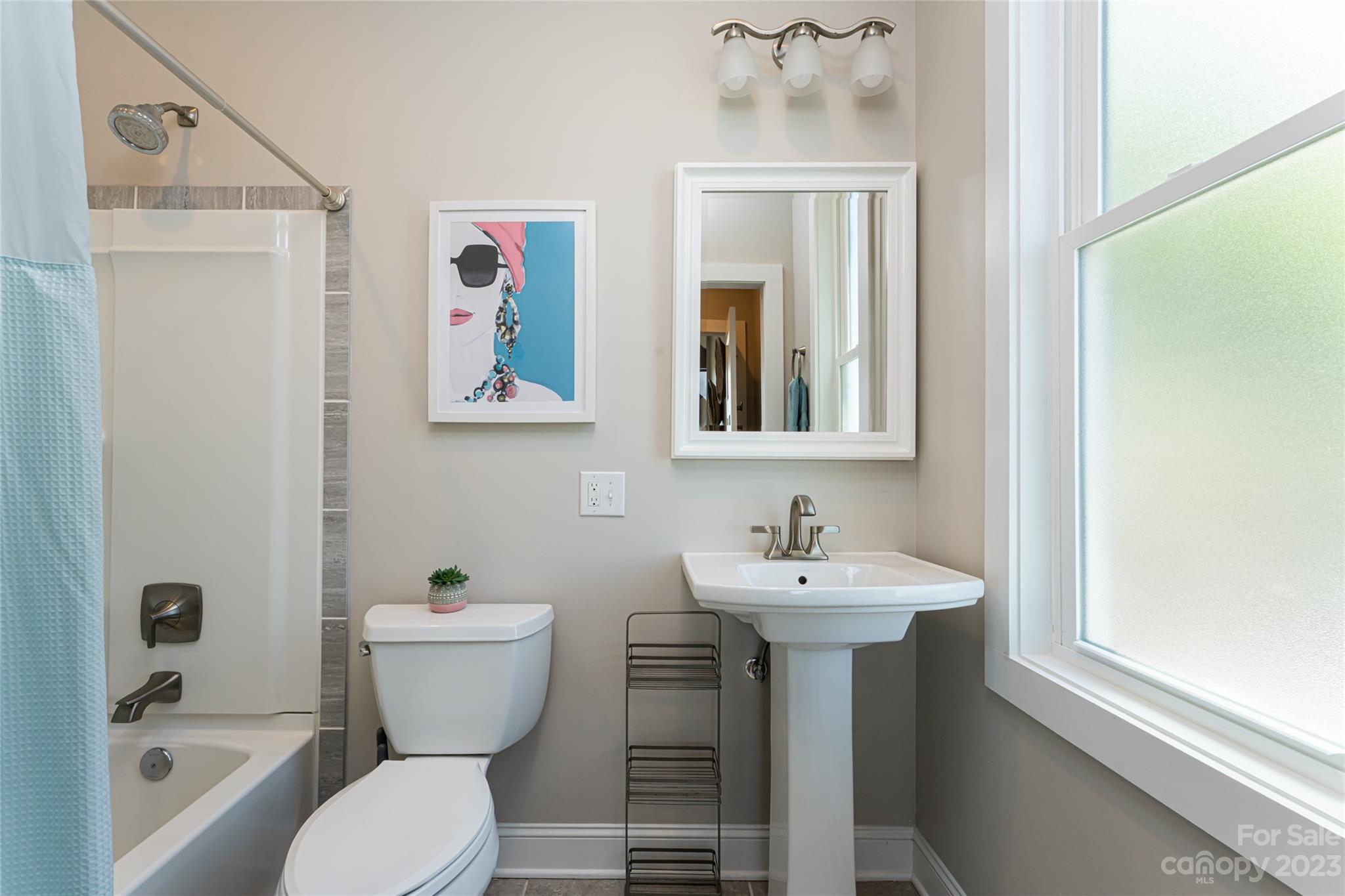 20 Tranquil Forest Way