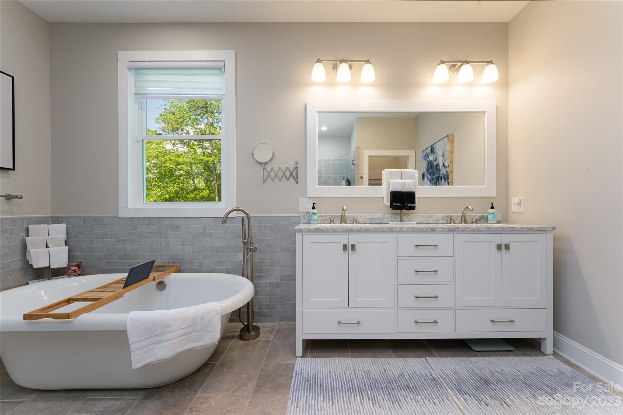 20 Tranquil Forest Way