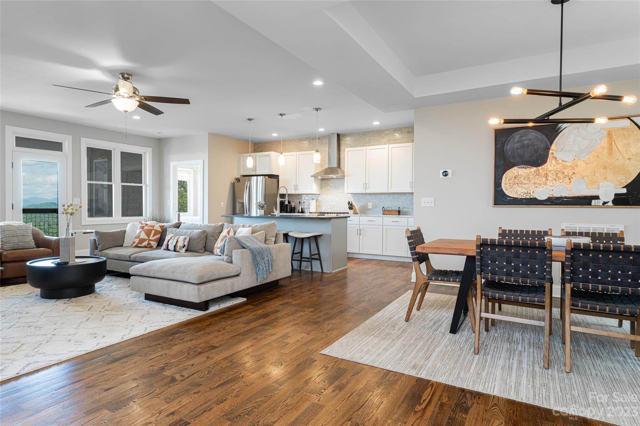 20 Tranquil Forest Way