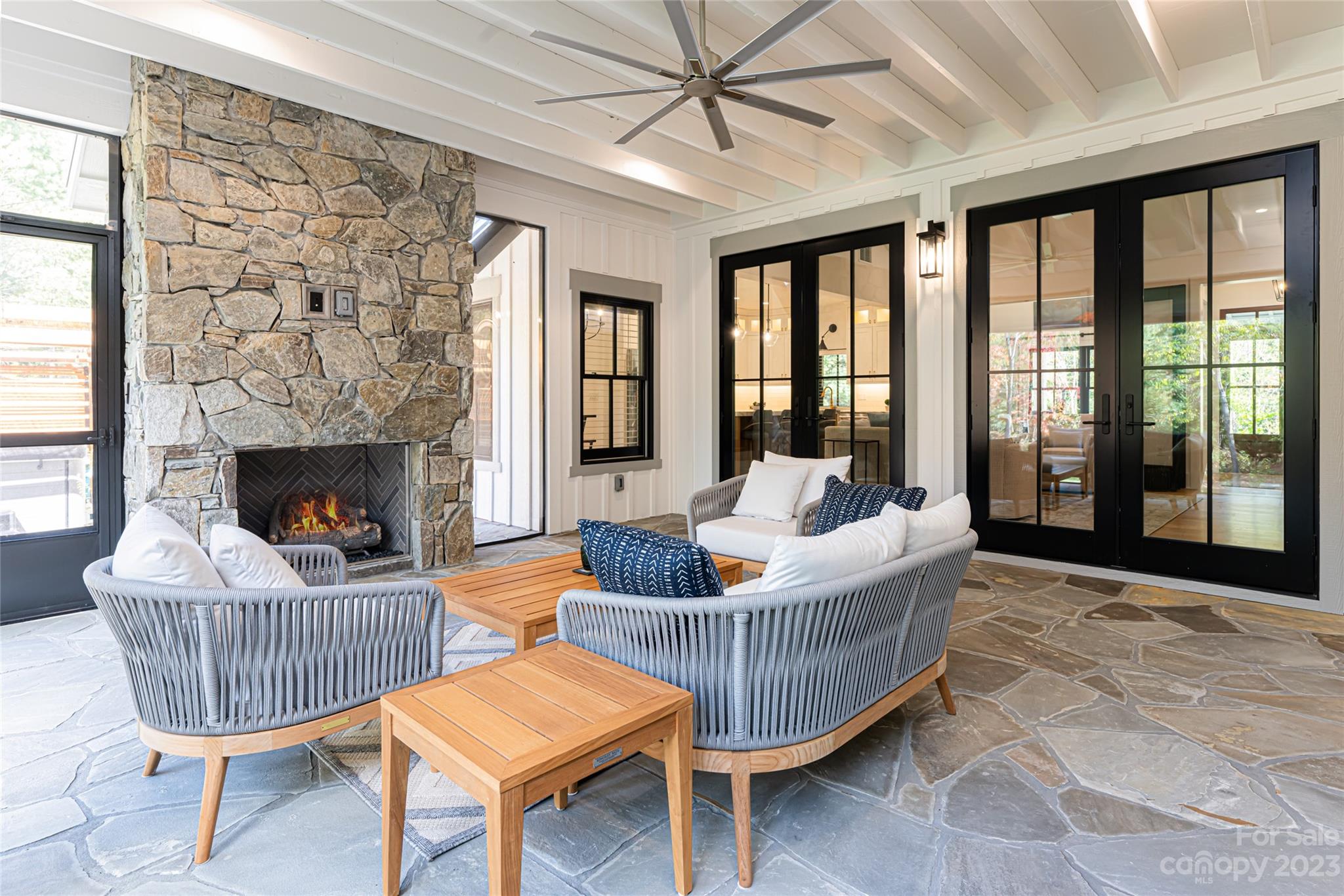 23 Lance Valley Court