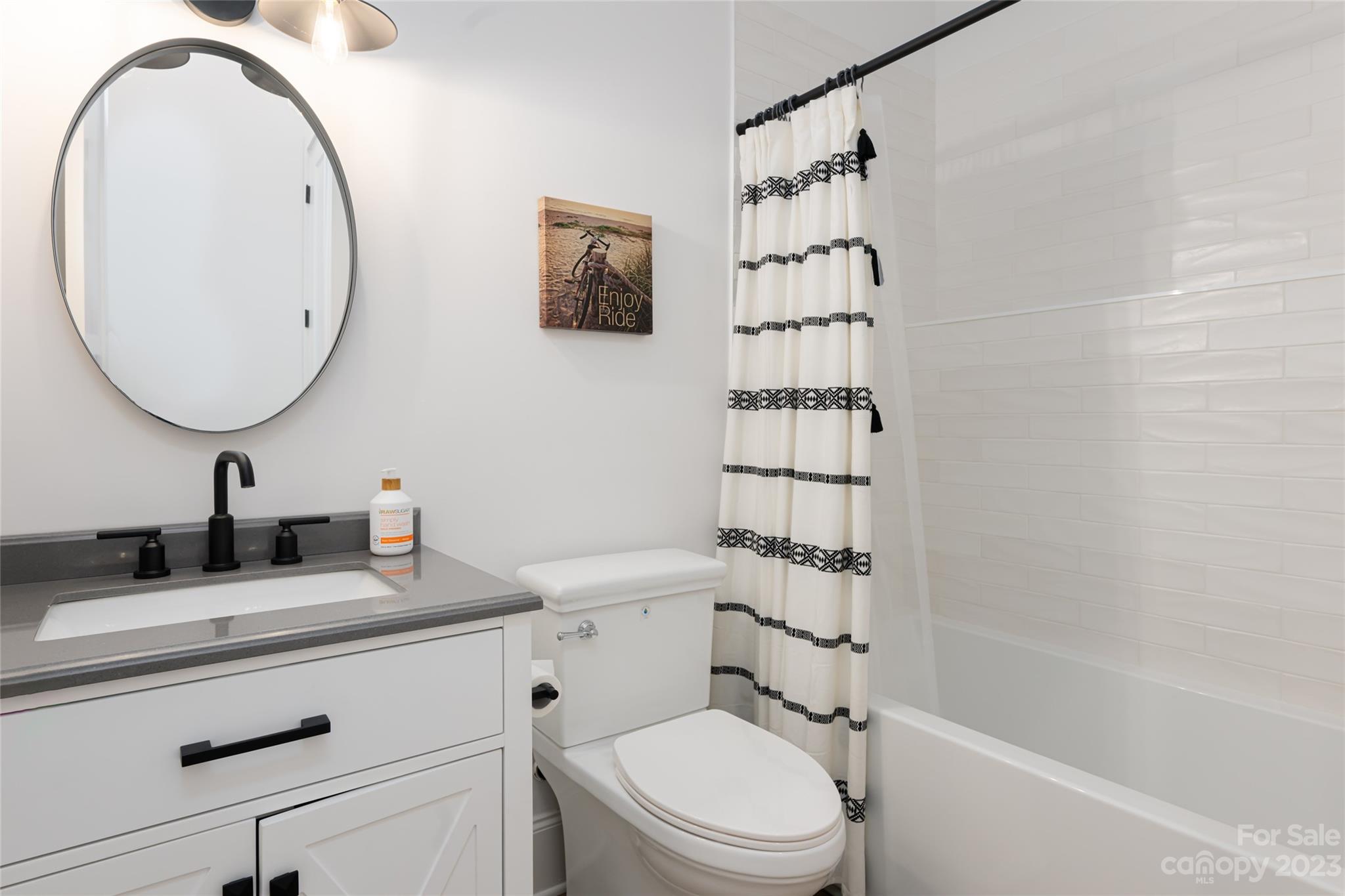 23 Lance Valley Court