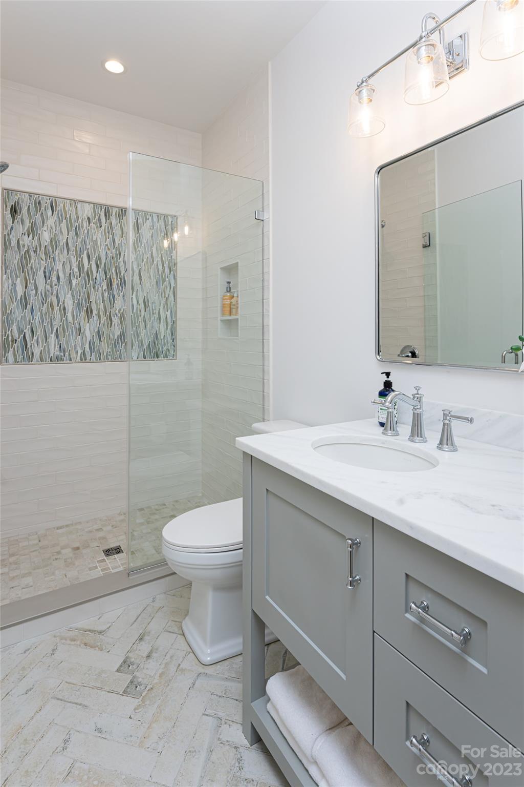 23 Lance Valley Court