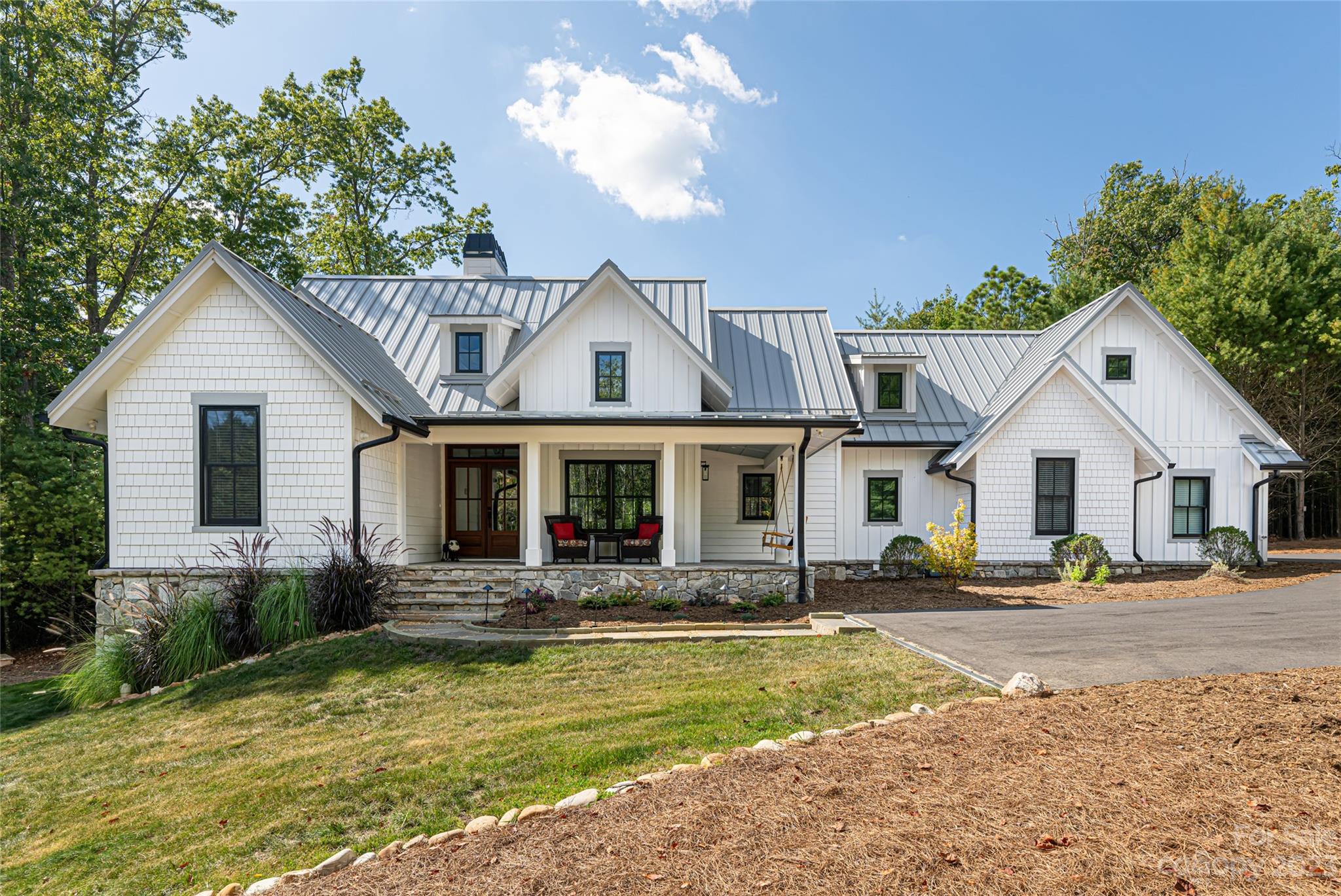 23 Lance Valley Court