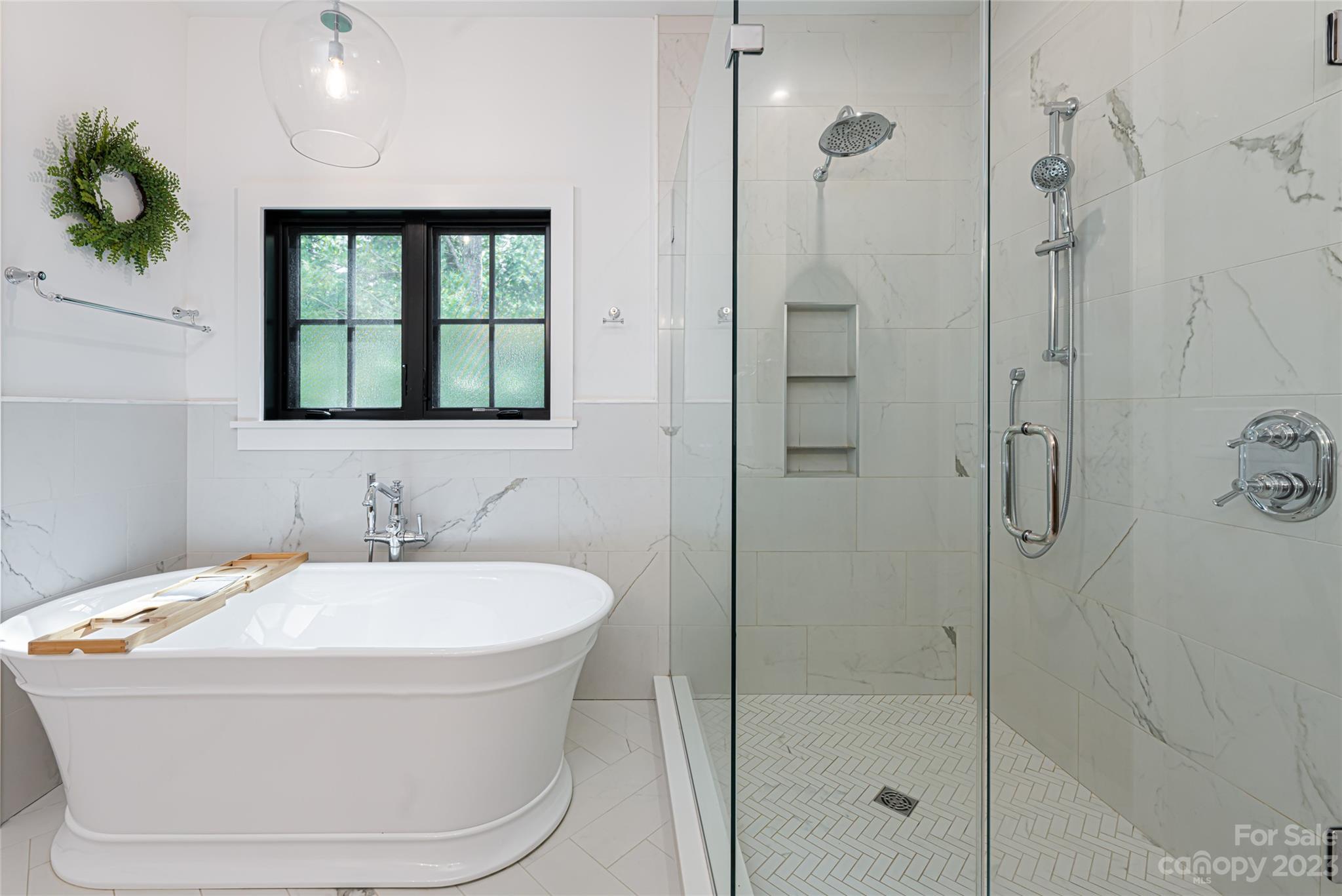 23 Lance Valley Court