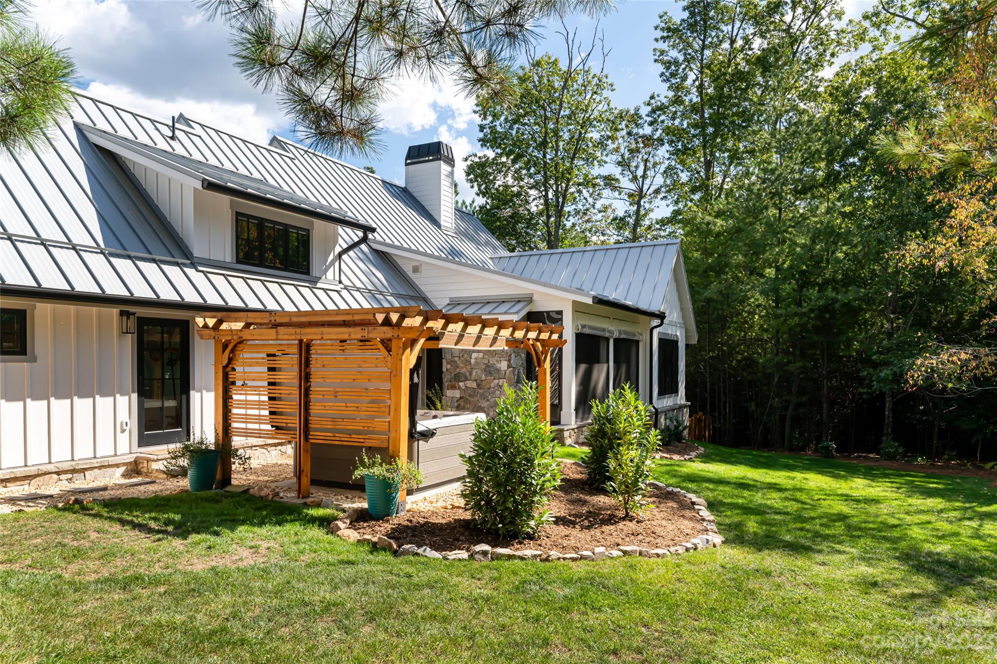 23 Lance Valley Court