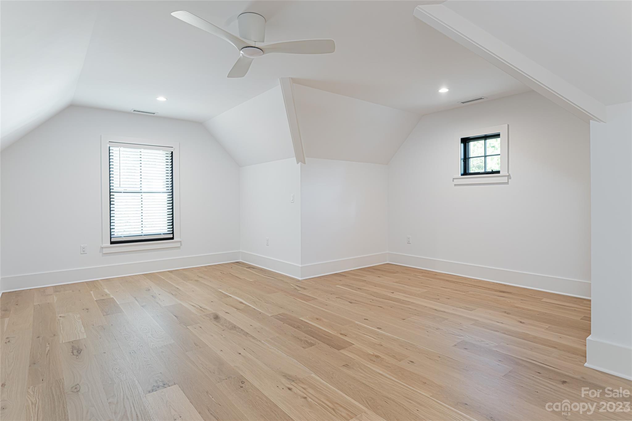 23 Lance Valley Court